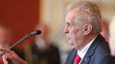Prezident Miloš Zeman jmenoval náčelníkem generálního štábu generálporučíka... Prezident Miloš Zeman jmenoval náčelníkem generálního štábu generálporučíka...