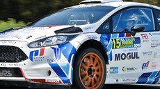 Posádka Václav Kopáček - Barbora Rendlová s vozem Ford Fiesta R5 na trati... Posádka Václav Kopáček - Barbora Rendlová s vozem Ford Fiesta R5 na trati...