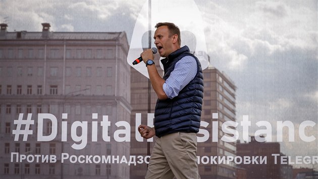 V Moskv vyletly na protest proti blokovn Telegramu vlatovky (30. 4. 2018)