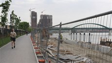 V Blehrad vzniká srbská Dubaj, projekt Belgrade Waterfront. Místním se vak...