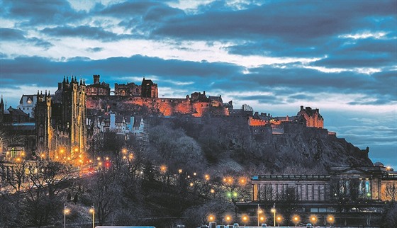 Architektonickou perlou je hlavní msto Edinburgh, které je od roku 1995 na...