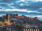Architektonickou perlou je hlavní město Edinburgh, které je od roku 1995 na...