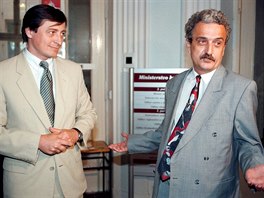 Na pozici ministra kultury vydrel Martin Stropnický pl roku. V ervenci 1998...