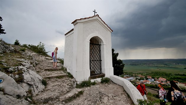 Svat kopeek u Mikulova je vyhledvanou destinac turist i snoubenc, svateban vak nedodruj pravidla ohledn povolen vjezdu.