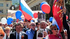 Aktivisté ve Varech protestovali proti ruskému pochodu. (8. 5. 2018) Aktivisté ve Varech protestovali proti ruskému pochodu. (8. 5. 2018)