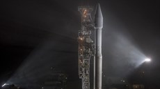 Z Kalifornie odstartovala nosná raketa Atlas V s robotickou sondou InSight. Na... Z Kalifornie odstartovala nosná raketa Atlas V s robotickou sondou InSight. Na...