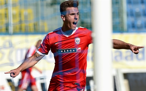 Antonín Rsek z Brna se raduje z gólu v prvoligovém utkání proti Teplicím.