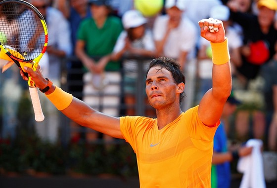 Rafael Nadal zdolal Novaka Djokovie a postoupil do finále turnaje v ím.