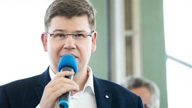 Předseda TOP 09 Jiří Pospíšil na představení společné pražské kandidátky s... Předseda TOP 09 Jiří Pospíšil na představení společné pražské kandidátky s...