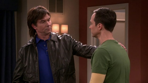 Jerry O’Connell v roli Sheldonova bratra George (vlevo) a Jim Parsons v seriálu... Jerry O’Connell v roli Sheldonova bratra George (vlevo) a Jim Parsons v seriálu...