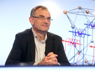 Fyzik Tomáš Jungwirth v diskusním pořadu iDNES.cz Rozstřel. (17. května 2018)