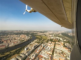 Praha, 18. kvtna 2018.  Vzducholo Zeppelin, vyhlídkový let nad Prahou,...
