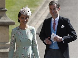 Pippa Middletonová a její manel James Matthews na svatb prince Harryho a...