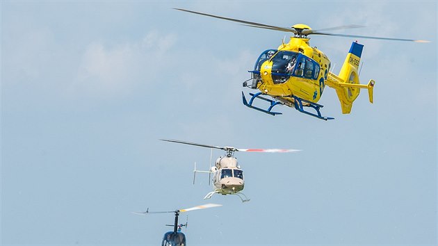 Na letiti v Hradci Krlov se konal 17.ronk pehldky vrtulnkov techniky,akrobatickch letadel a zchrannch sloek Helicopter Show (12. kvtna 2018).