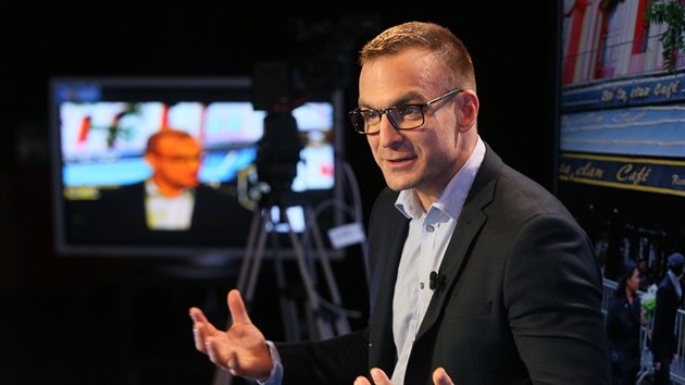 Psycholog a expert na krizové situace Radek Ptáček v diskusním pořadu Rozstřel. (10. května 2018)