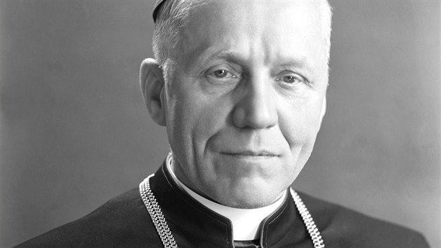 Josef Beran - prask arcibiskup byl perzekvovn nacisty i komunisty. Nemohl vykonvat svj ad. Zemel ve vyhnanstv.