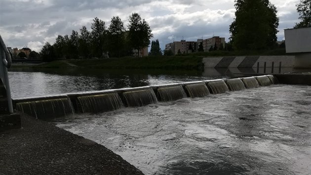 Jez Na Kemelce ve Strakonicch nevypad nebezpen, ale u se tam utopilo nkolik lid.