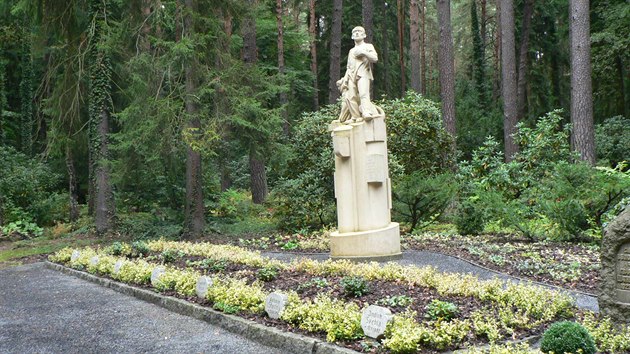 Pomnk hrdinm rumbursk vzpoury v Novm Boru