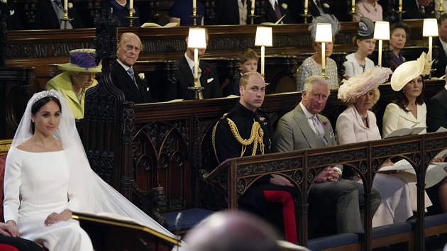Nevsta Meghan Markle a krlovsk rodina na svatb prince Harryho (Windsor, 19. kvtna 2018)