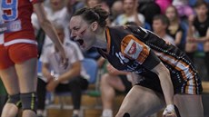 Tereza Chmelařová z Mostu slaví branku ve finále házenkářské Interligy proti... Tereza Chmelařová z Mostu slaví branku ve finále házenkářské Interligy proti...