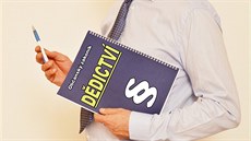 V případě družstevního bytu se nedědí byt, ale jen družstevní podíl, s nímž je... V případě družstevního bytu se nedědí byt, ale jen družstevní podíl, s nímž je...