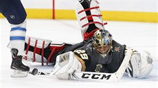 Brankář Vegas Marc-André Fleury při jednom ze svých zákroků ve finále Západní... Brankář Vegas Marc-André Fleury při jednom ze svých zákroků ve finále Západní...
