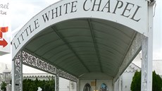 Vchod do Malé bílé kaple pro pí