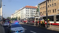 Ve Vršovicích srazila tramvaj ženu. (18.5.2018) Ve Vršovicích srazila tramvaj ženu. (18.5.2018)