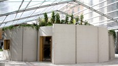 3D tiskárna vyráběla během stavby 35 modulů ze speciální rychletuhnoucí malty,... 3D tiskárna vyráběla během stavby 35 modulů ze speciální rychletuhnoucí malty,...