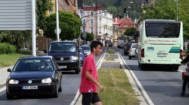 Nový obchvat má ulevit také frekventované mariánskolázeské Chebské ulici.