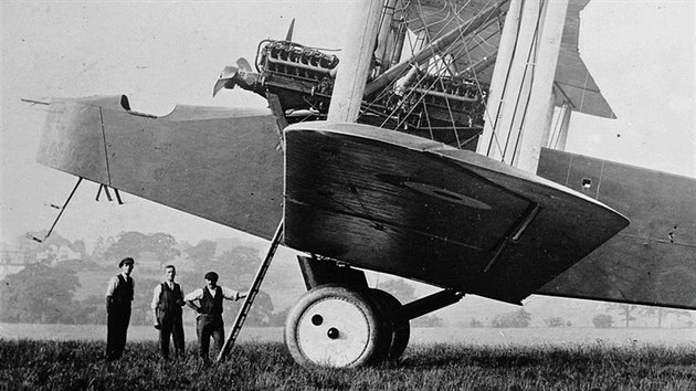 Handley Page V/1500, první prototyp Handley Page V/1500, první prototyp