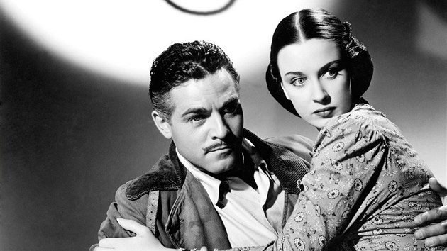 Patricia Morisonová a Alan Curtis ve válečném snímku Hitler's Madman (1943) Patricia Morisonová a Alan Curtis ve válečném snímku Hitler's Madman (1943)