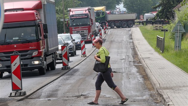 Nejvt komplikace pichzej na omezen v Kaplici-ndra.