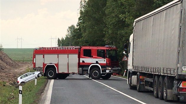 U evniova na Rakovnicku nepeil nehodu idi osobnho auta (23.5.2018)