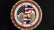 Pamtní mince vydaná pi píleitosti schzky Donalda Trumpa a Kim ong-una....