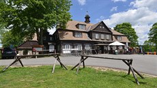 Historie Šámalovy chaty se váže k roku 1756, kdy na Nové Louce vznikla sklářská... Historie Šámalovy chaty se váže k roku 1756, kdy na Nové Louce vznikla sklářská...