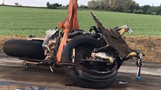 Na přejezdu v Kralupech nad Vltavou se po šesté hodině večer srazil motorkář s... Na přejezdu v Kralupech nad Vltavou se po šesté hodině večer srazil motorkář s...