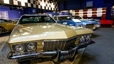 Buick Riviera 1972. Autorem karoserie se zadní částí inspirovanou Corvette... Buick Riviera 1972. Autorem karoserie se zadní částí inspirovanou Corvette...