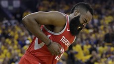 James Harden z Houstonu vstřebává bolest. James Harden z Houstonu vstřebává bolest.
