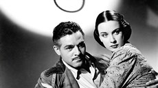 Patricia Morisonová a Alan Curtis ve válečném snímku Hitler's Madman (1943) Patricia Morisonová a Alan Curtis ve válečném snímku Hitler's Madman (1943)