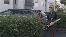 Záběr z filmu Pod jedním stromem Záběr z filmu Pod jedním stromem