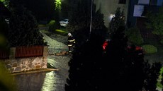 V Tanech na Brnnsku ve stedu veer padaly kroupy.