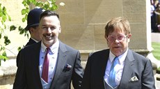 David Furnish a Elton John na svatb prince Harryho a Meghan Markle (Windsor,...