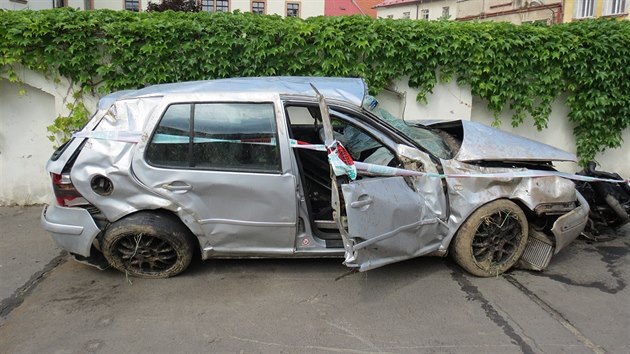 Osobn auto vyltlo u eretic na Jinsku ze zatky (30.5.2018).