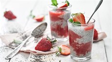 Chia pudink s jahodami Chia pudink s jahodami