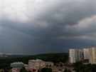 Žene se zase bouřka na Prahu Žene se zase bouřka na Prahu