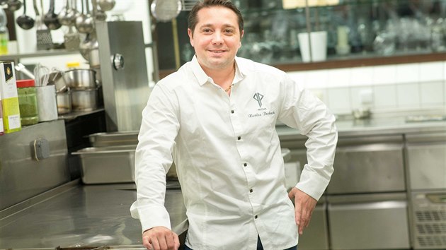 Nicolas Decherchi je fkuchaem restaurace Paloma ve francouzskm msteku Mougins a loni oteven Palomy v Praze-Prhonicch.