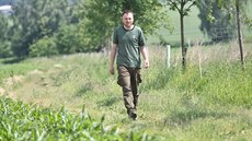 Spolek Žít s krajinou obnovuje tůně a snaží se také o obnovu polních cest. Na fotografii Tomáš Matýsek. Spolek Žít s krajinou obnovuje tůně a snaží se také o obnovu polních cest. Na fotografii Tomáš Matýsek.