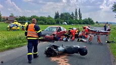 U vážné dopravní nehody zasahoval v úterý odpoledne i vrtulník záchranné služby. U vážné dopravní nehody zasahoval v úterý odpoledne i vrtulník záchranné služby.