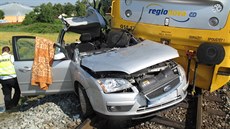 Na železničním přejezdu v Chrástu u Plzně se srazil vlak s osobním vozidlem.... Na železničním přejezdu v Chrástu u Plzně se srazil vlak s osobním vozidlem....